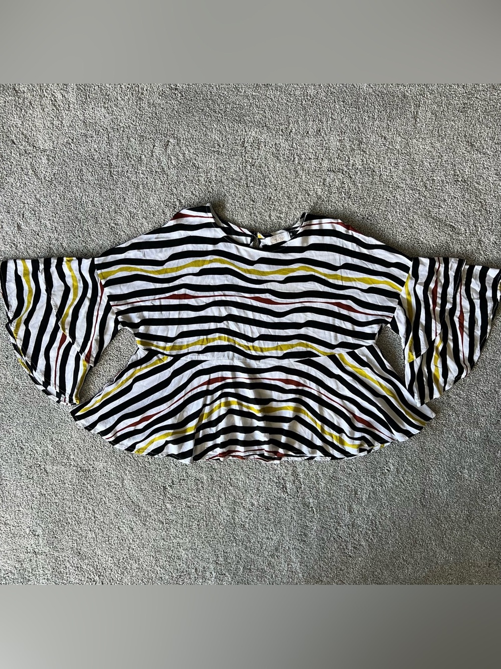 AVA SKY Ruffle Top